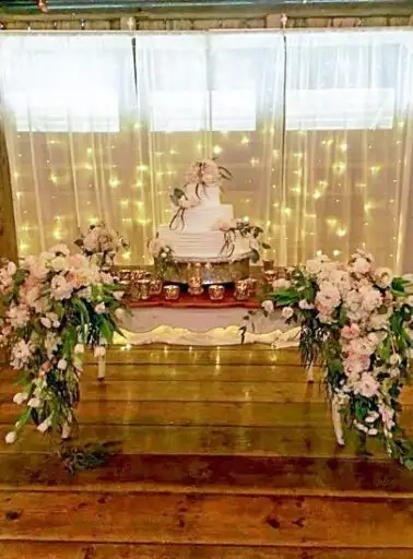 Cake table at Destrehan Plantation