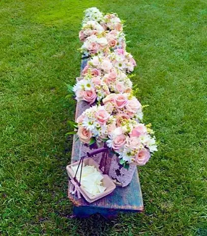 Bridal bouquets at Destrehan Plantation